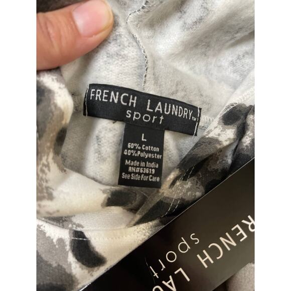 French Laundry Sport Womens Animal Print Long Sleeve Hoodie Top NEW Size Large - Picture 6 of 11